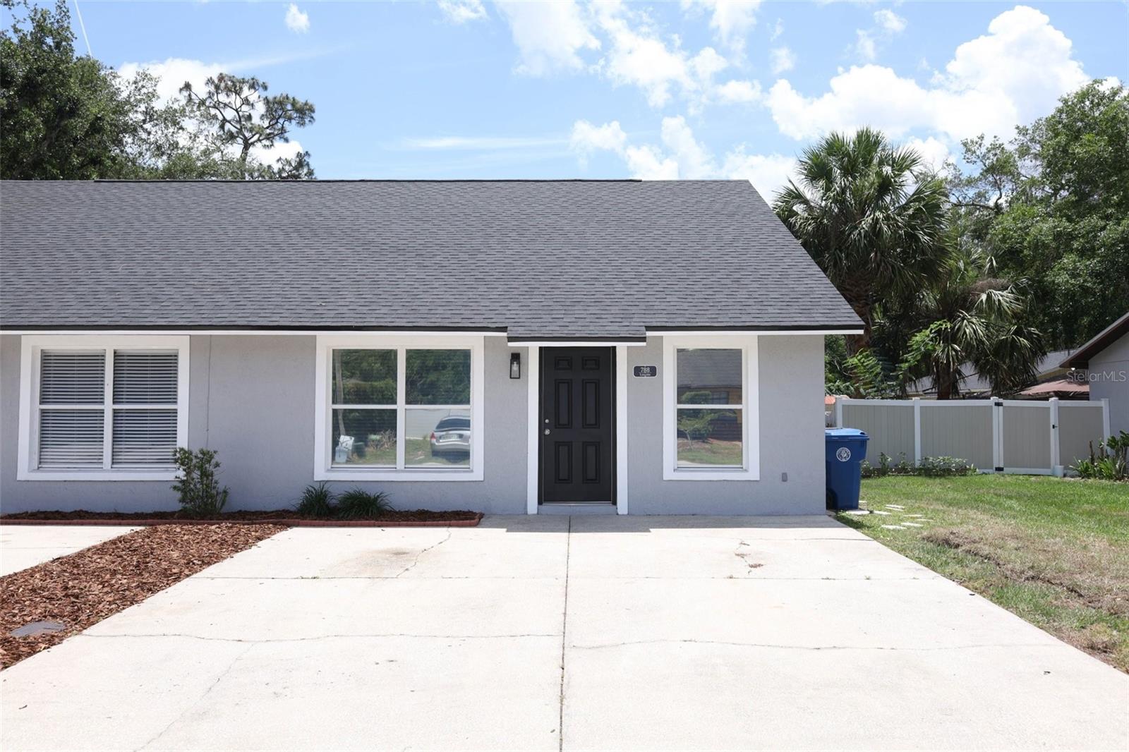 LINCOLN PARK - Residential Lease