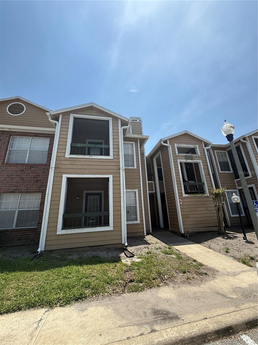 5540 DEVONBRIAR WAY 103
