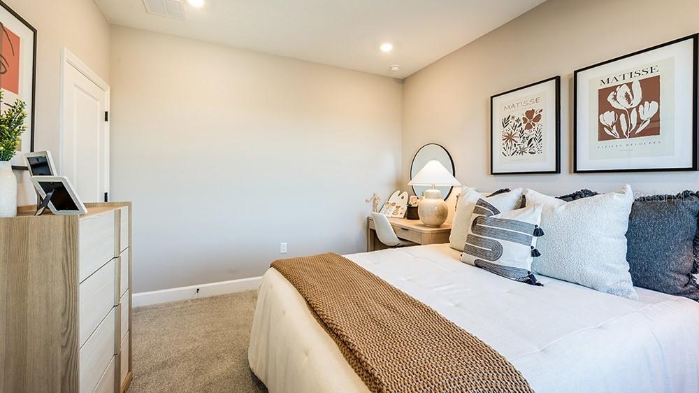 LOCHSIDE - Residential