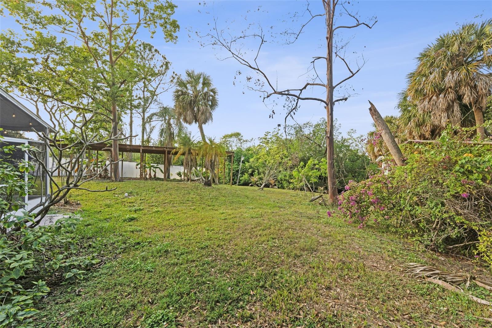 BAY CREST PARK UNIT 01 - Residential