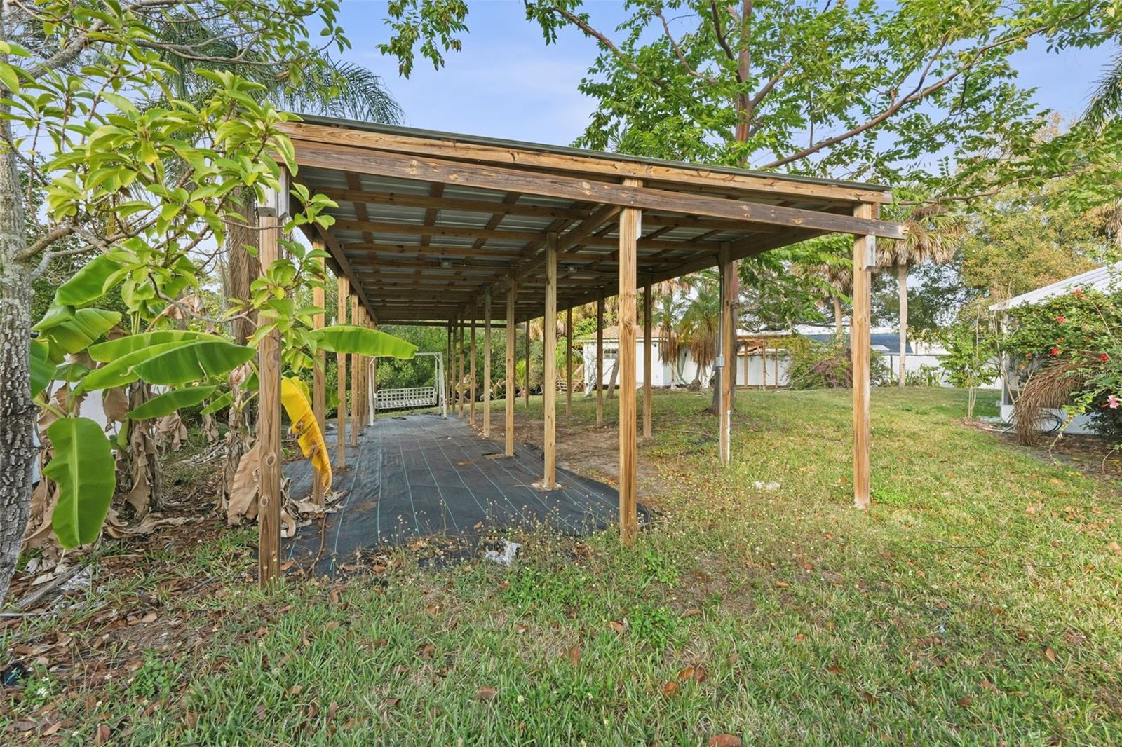 BAY CREST PARK UNIT 01 - Residential