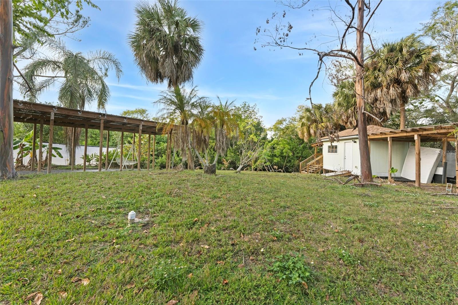 BAY CREST PARK UNIT 01 - Residential