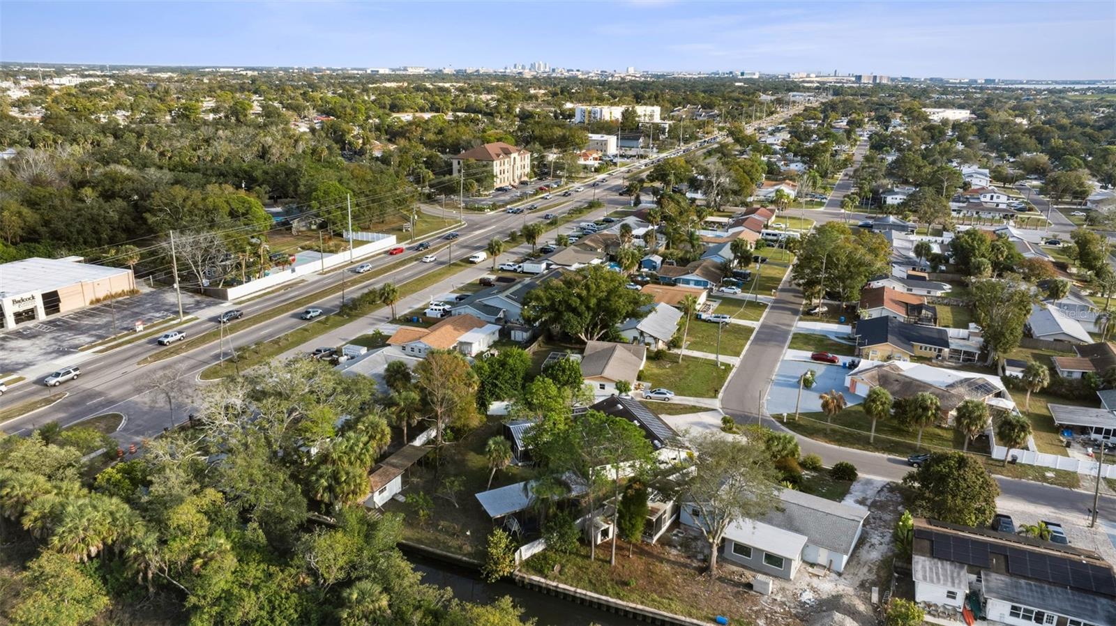 BAY CREST PARK UNIT 01 - Residential