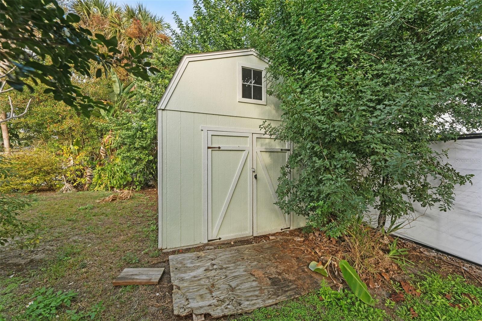 BAY CREST PARK UNIT 01 - Residential