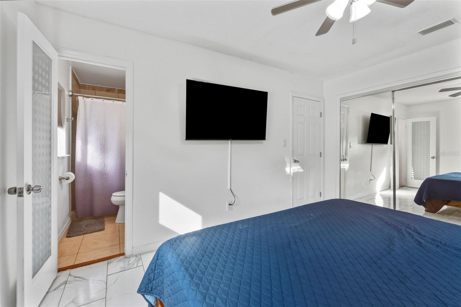 BAY CREST PARK UNIT 01 - Residential