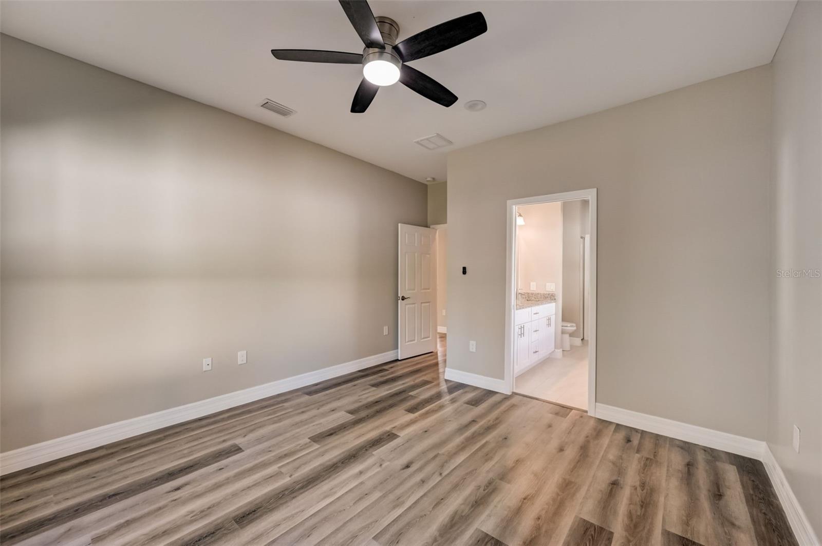 PORT CHARLOTTE SUB 51 - Residential Lease