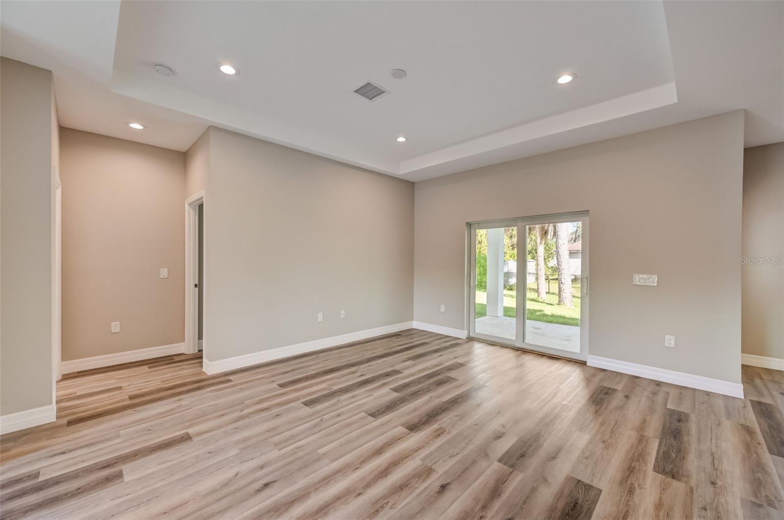 PORT CHARLOTTE SUB 51 - Residential Lease