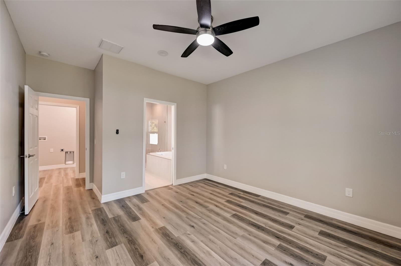 PORT CHARLOTTE SUB 51 - Residential Lease