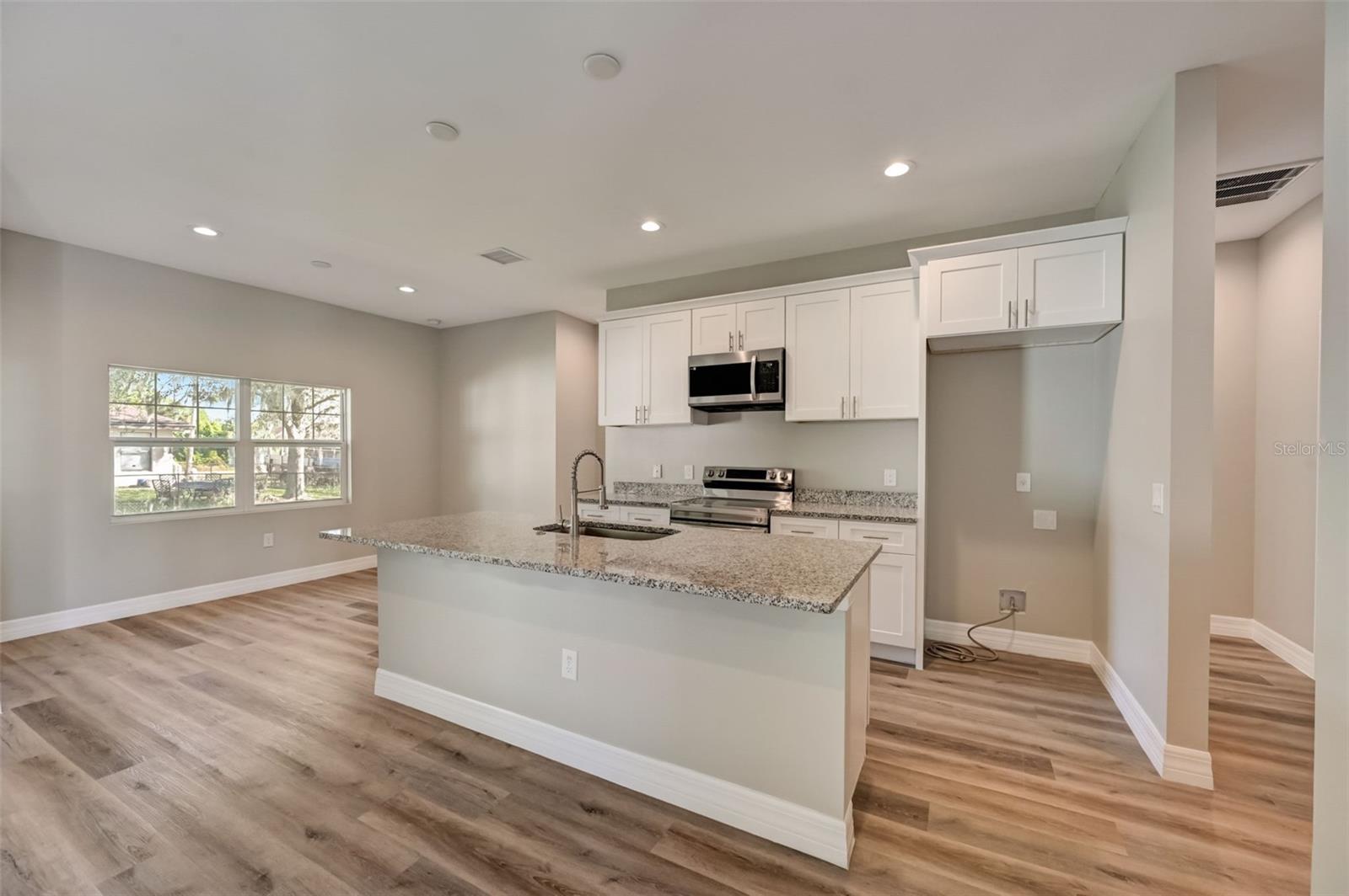 PORT CHARLOTTE SUB 51 - Residential Lease