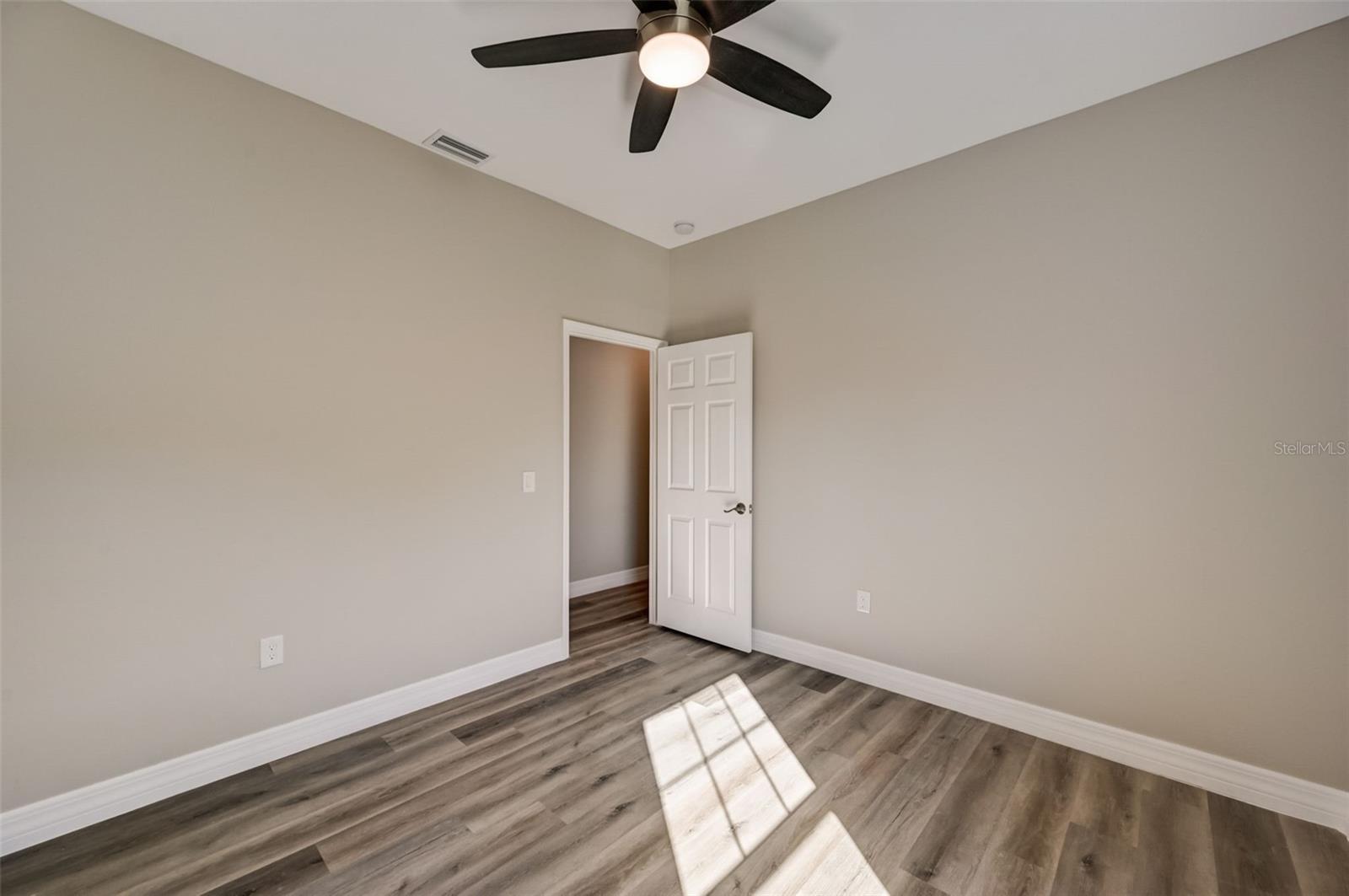 PORT CHARLOTTE SUB 51 - Residential Lease