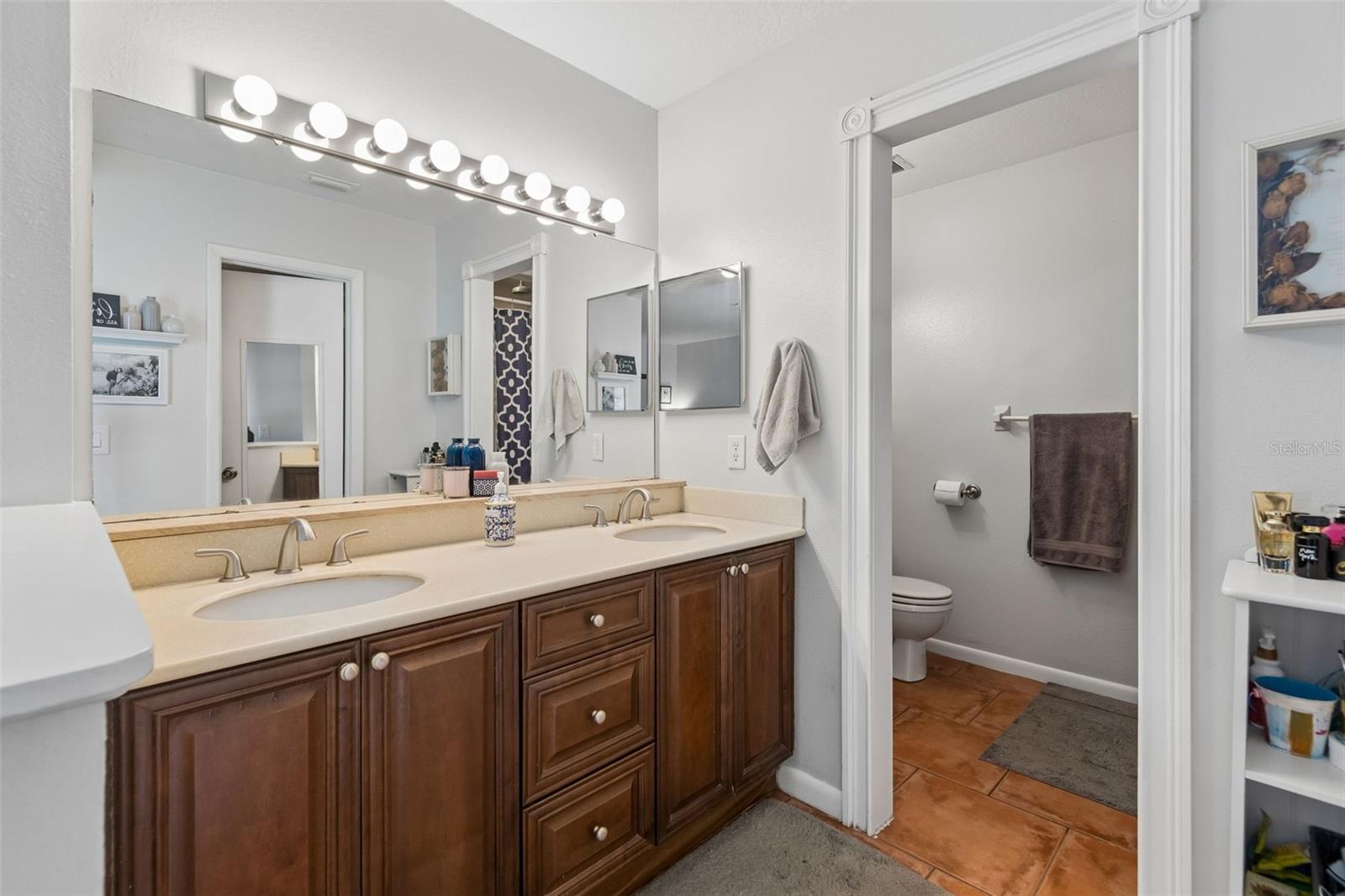 TOWNN COUNTRY PARK SEC 9 UN 08 - Residential