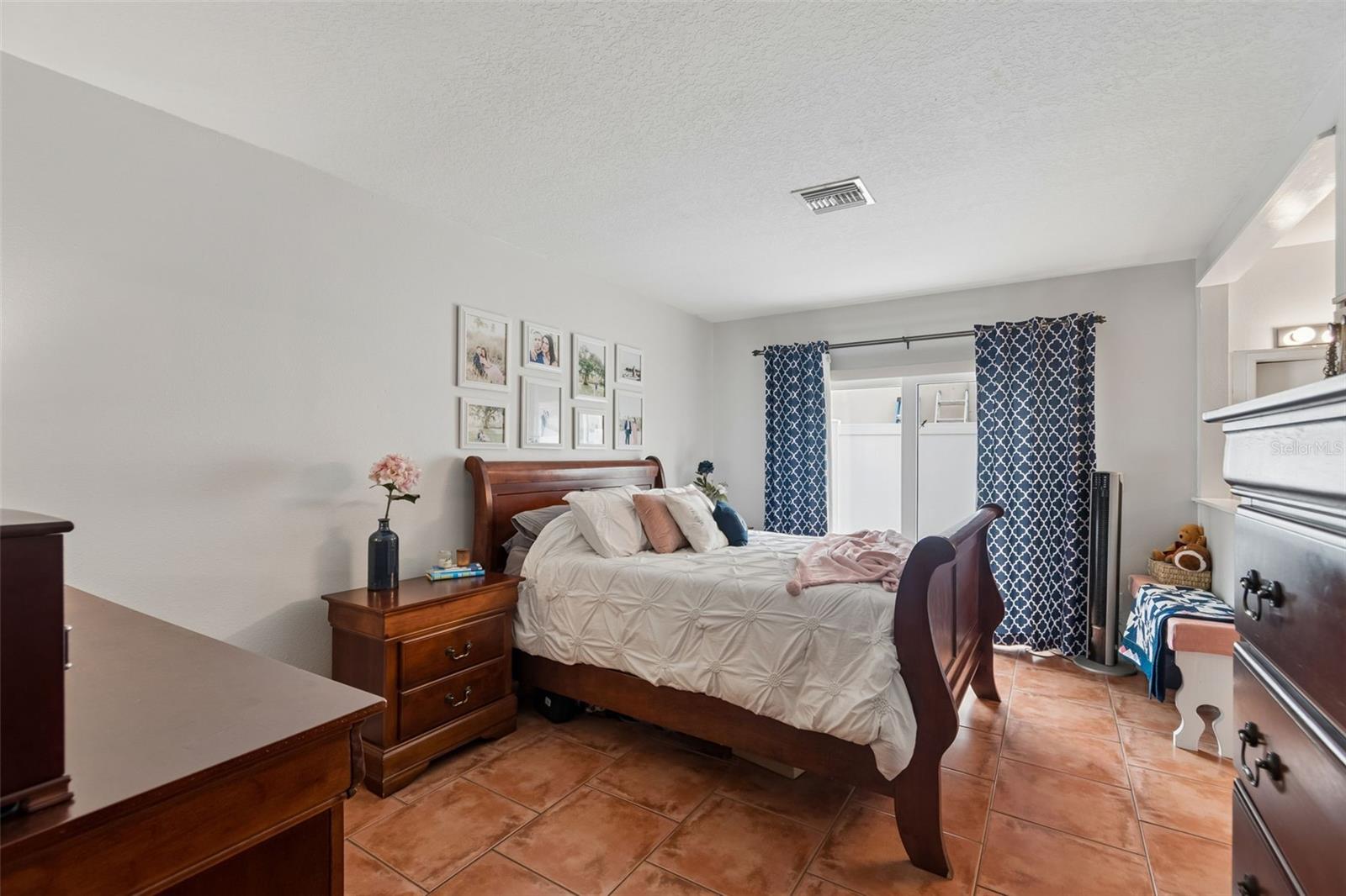 TOWNN COUNTRY PARK SEC 9 UN 08 - Residential