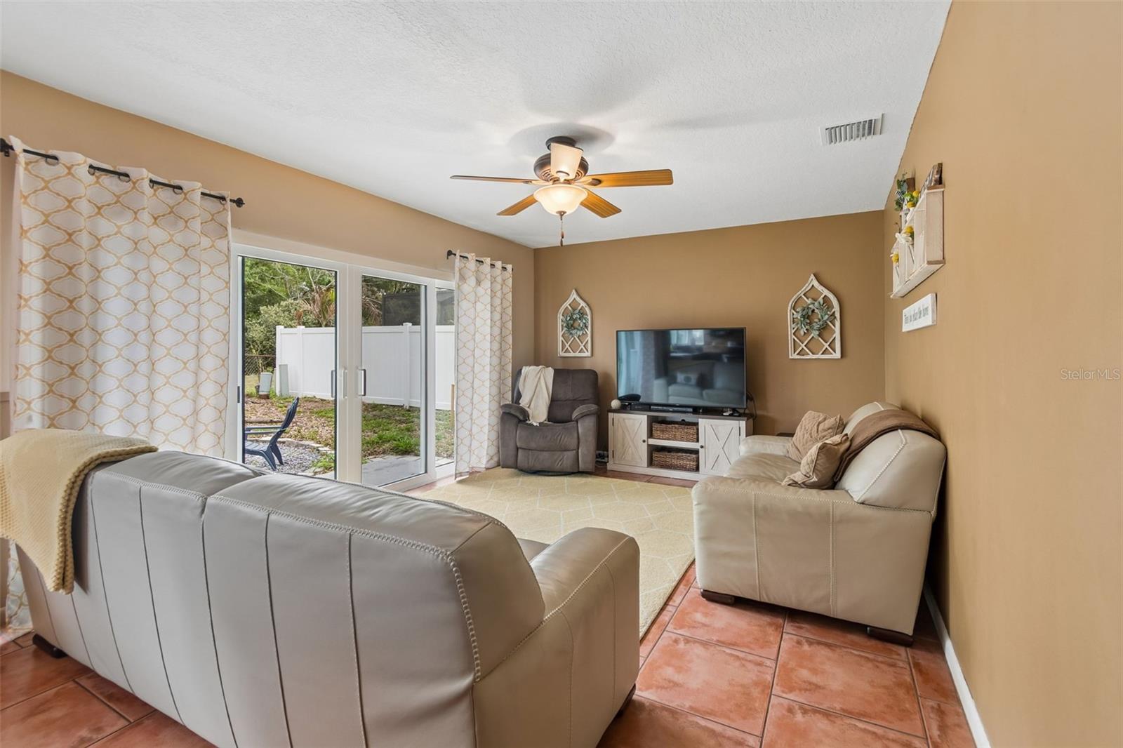 TOWNN COUNTRY PARK SEC 9 UN 08 - Residential