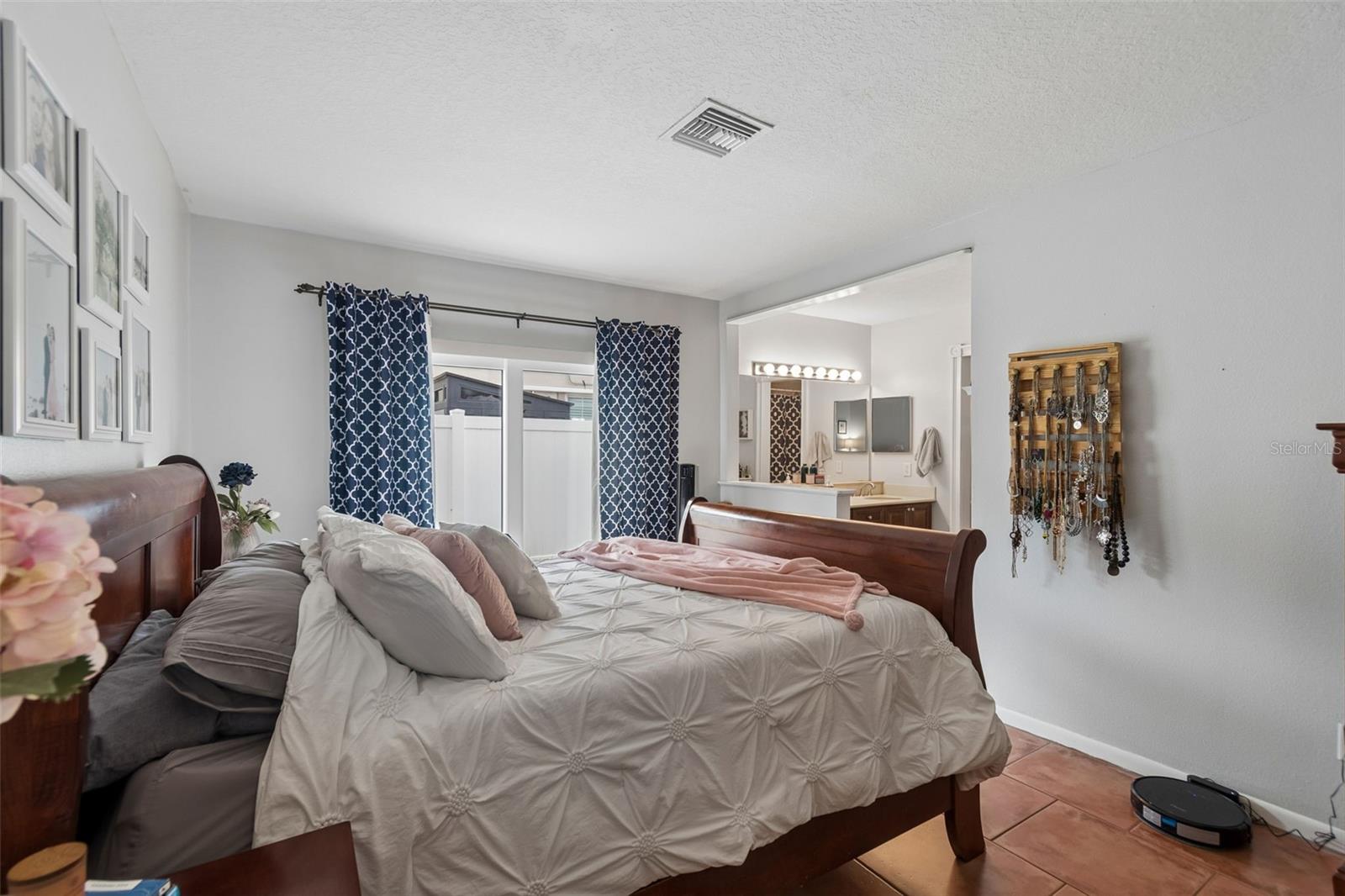 TOWNN COUNTRY PARK SEC 9 UN 08 - Residential