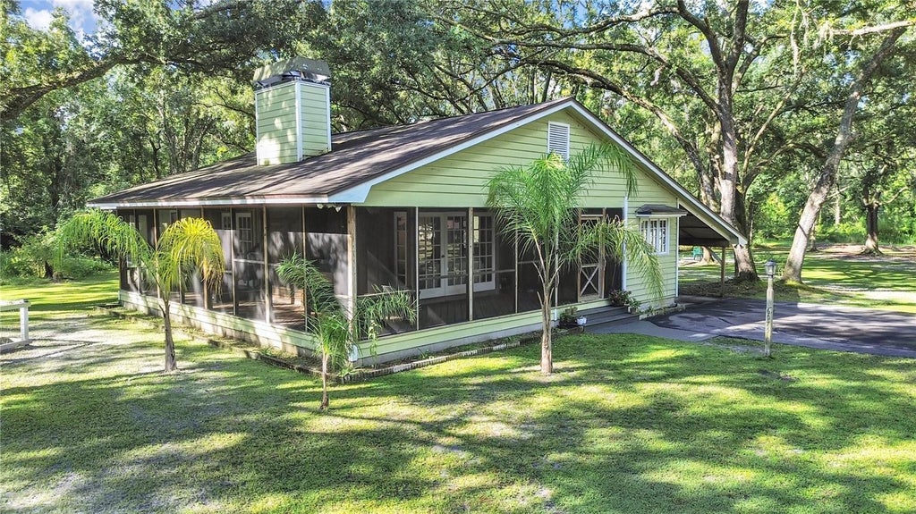 Photo of 6075 Country Club Road, Zephyrhills, FL 33544 (MLS # TB8548780)