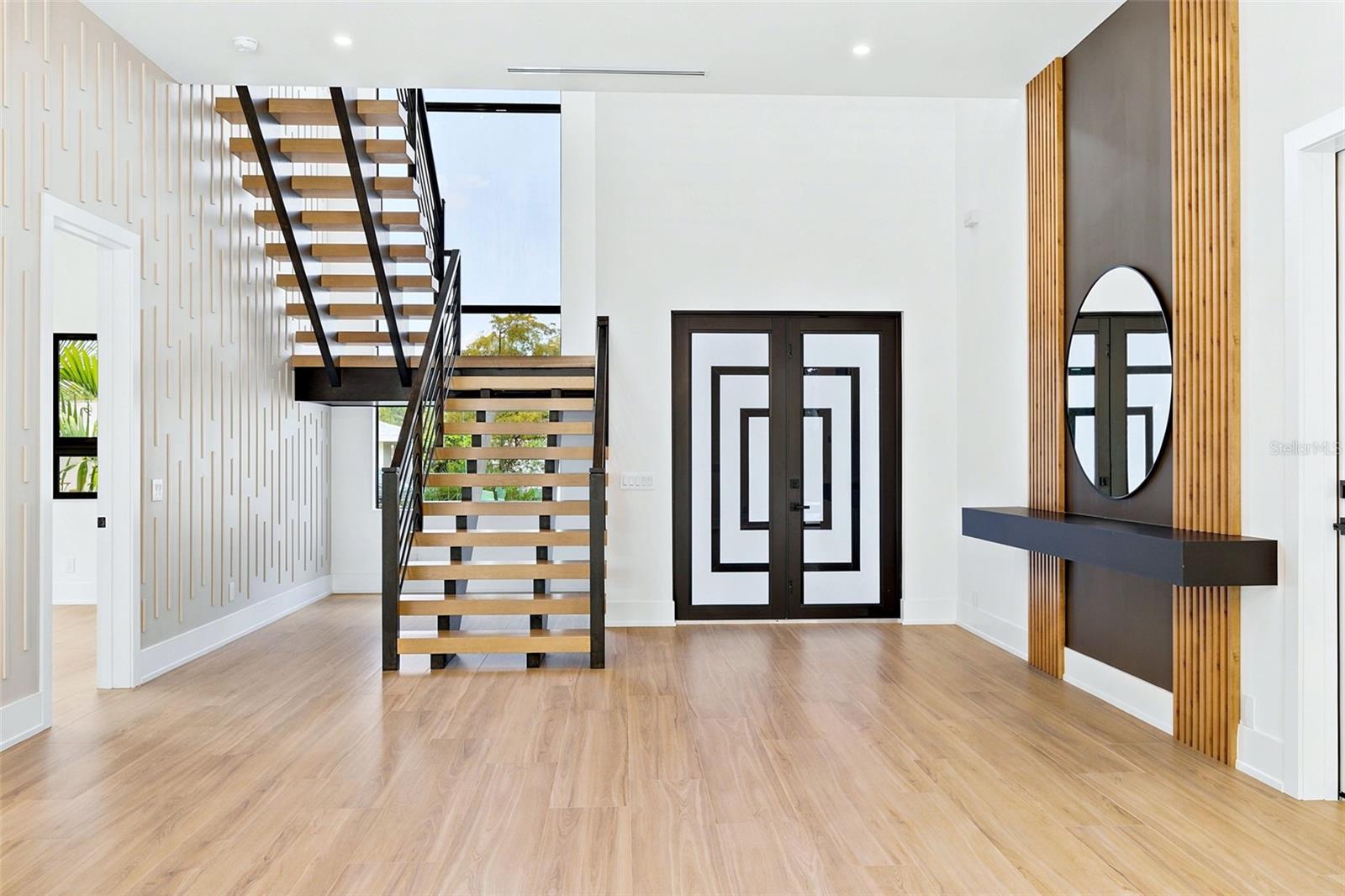 1870 JASMINE DRIVE