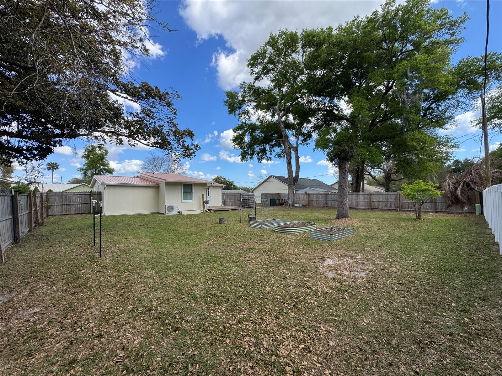 DELTONA LAKES UNIT 42 - Residential