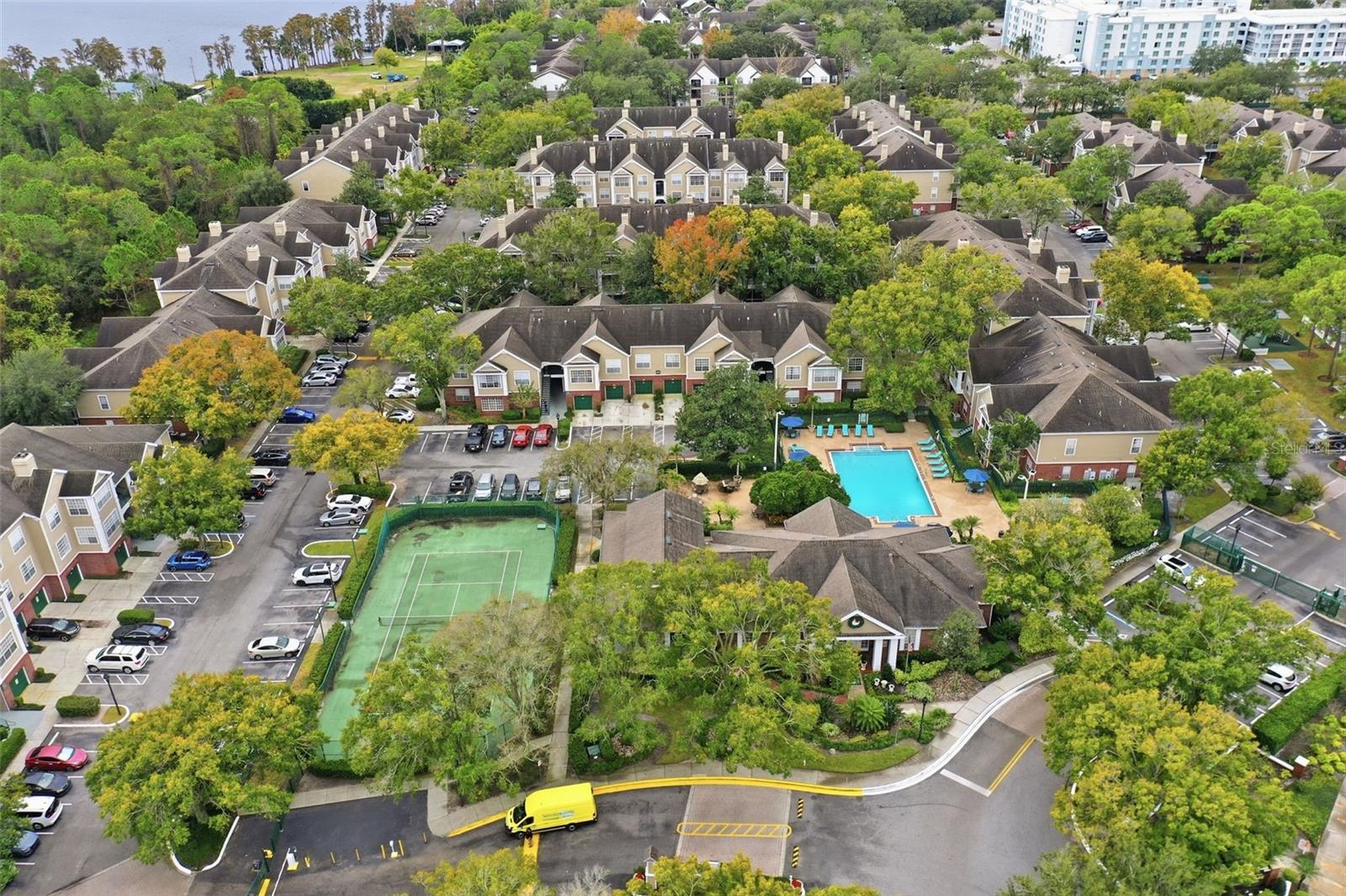 PLANTATION PARK PRIVATE RESIDENCE - Residential