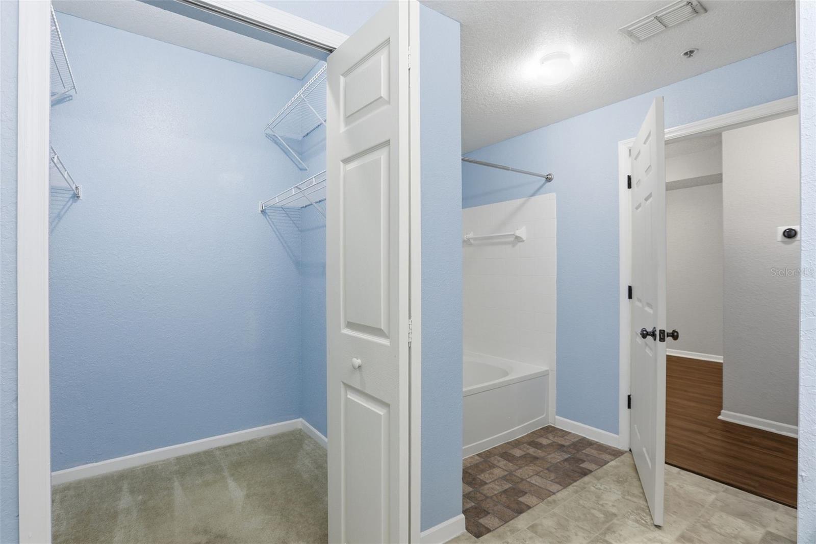 PLANTATION PARK PRIVATE RESIDENCE - Residential