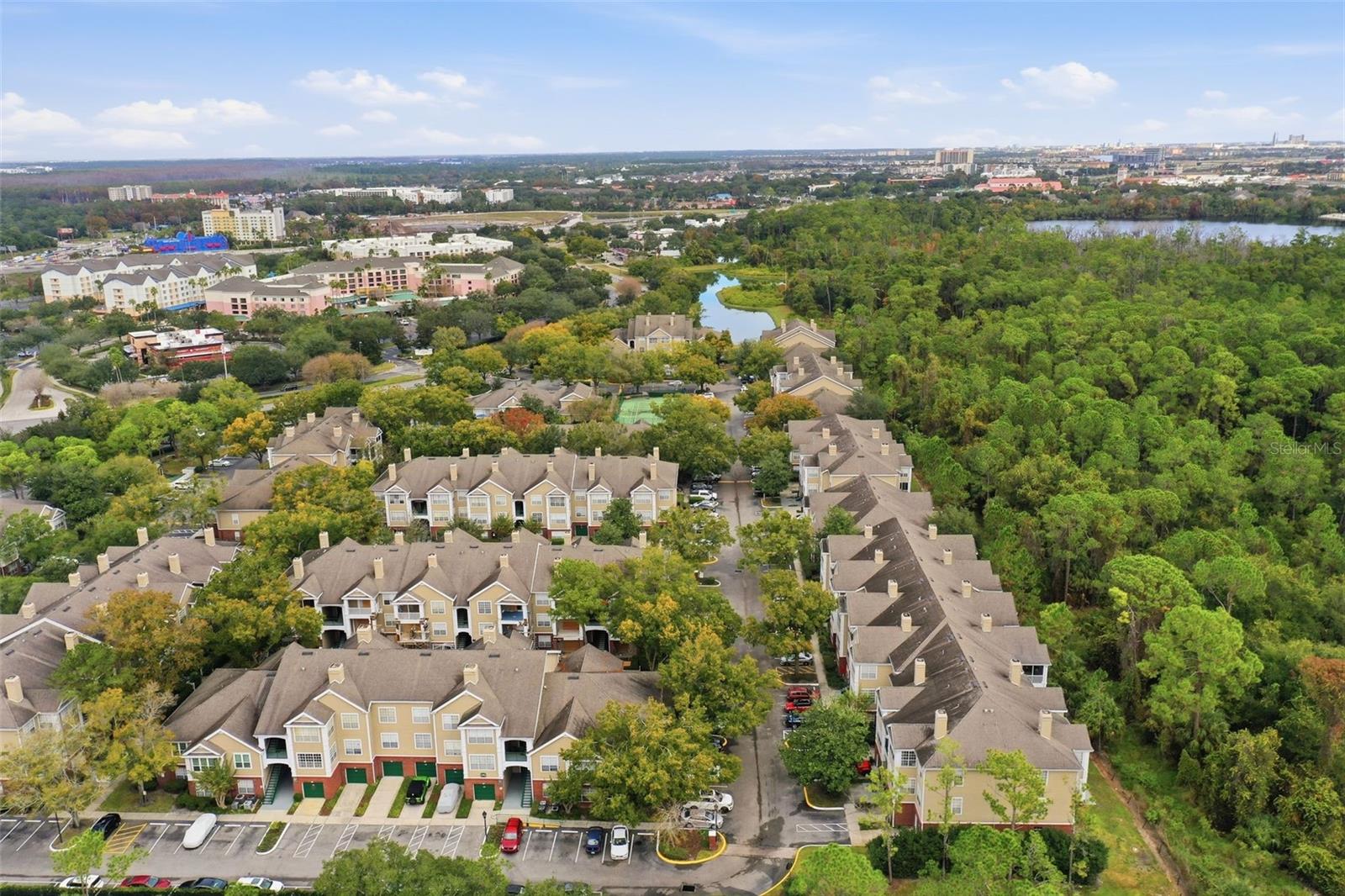 PLANTATION PARK PRIVATE RESIDENCE - Residential