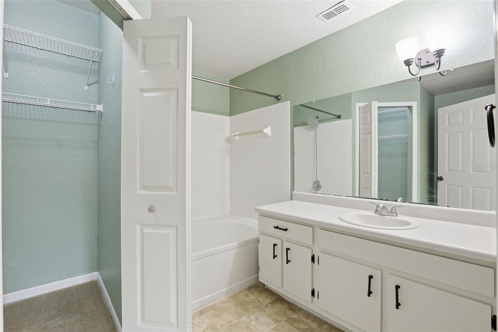 PLANTATION PARK PRIVATE RESIDENCE - Residential