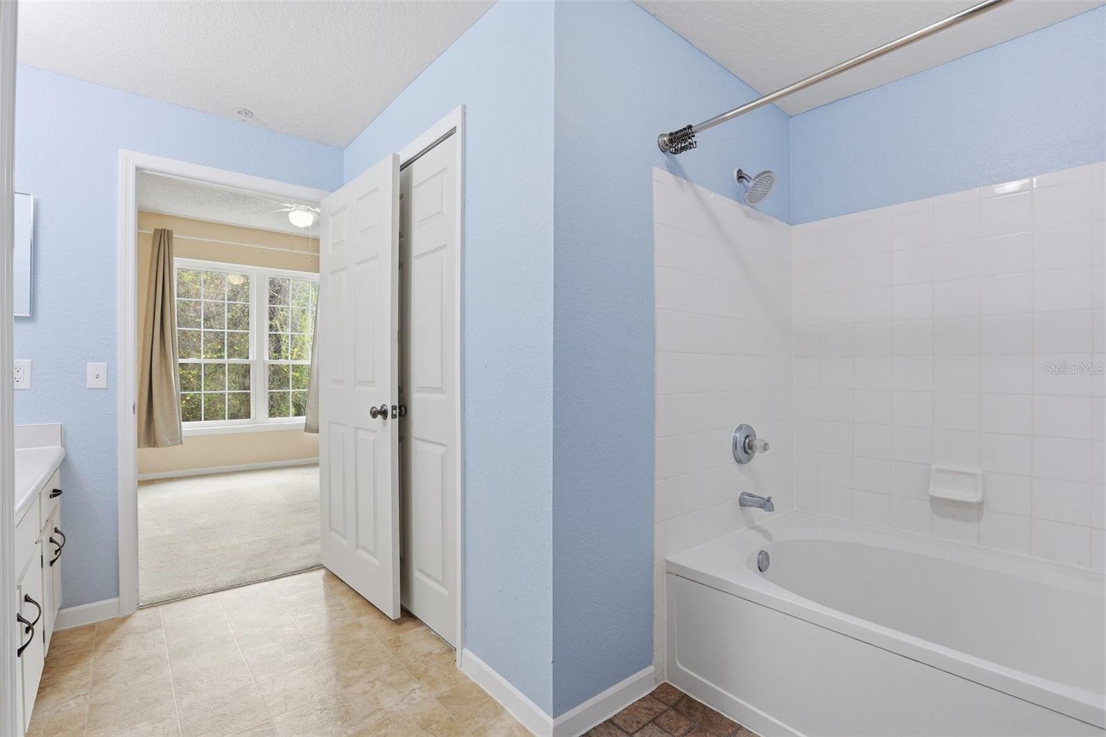 PLANTATION PARK PRIVATE RESIDENCE - Residential