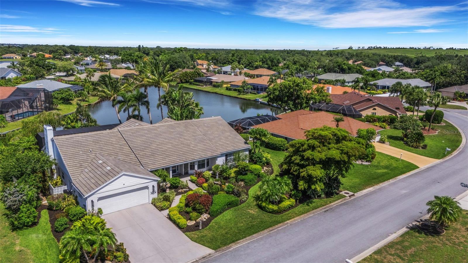 5679 COUNTRY LAKES DRIVE 7