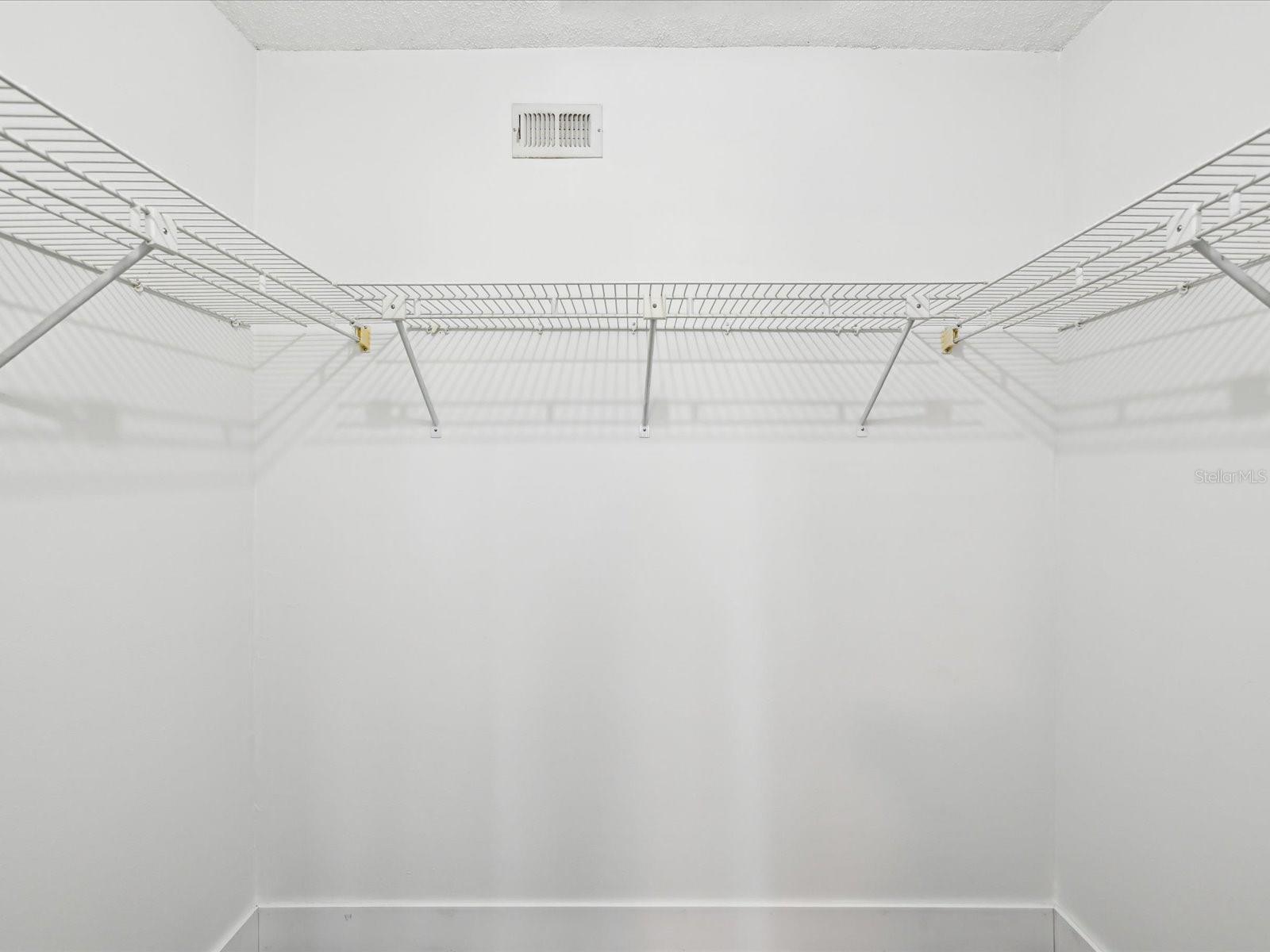 EAST LAKE WOODLANDS, THE MEADOWS CONDO - Residential