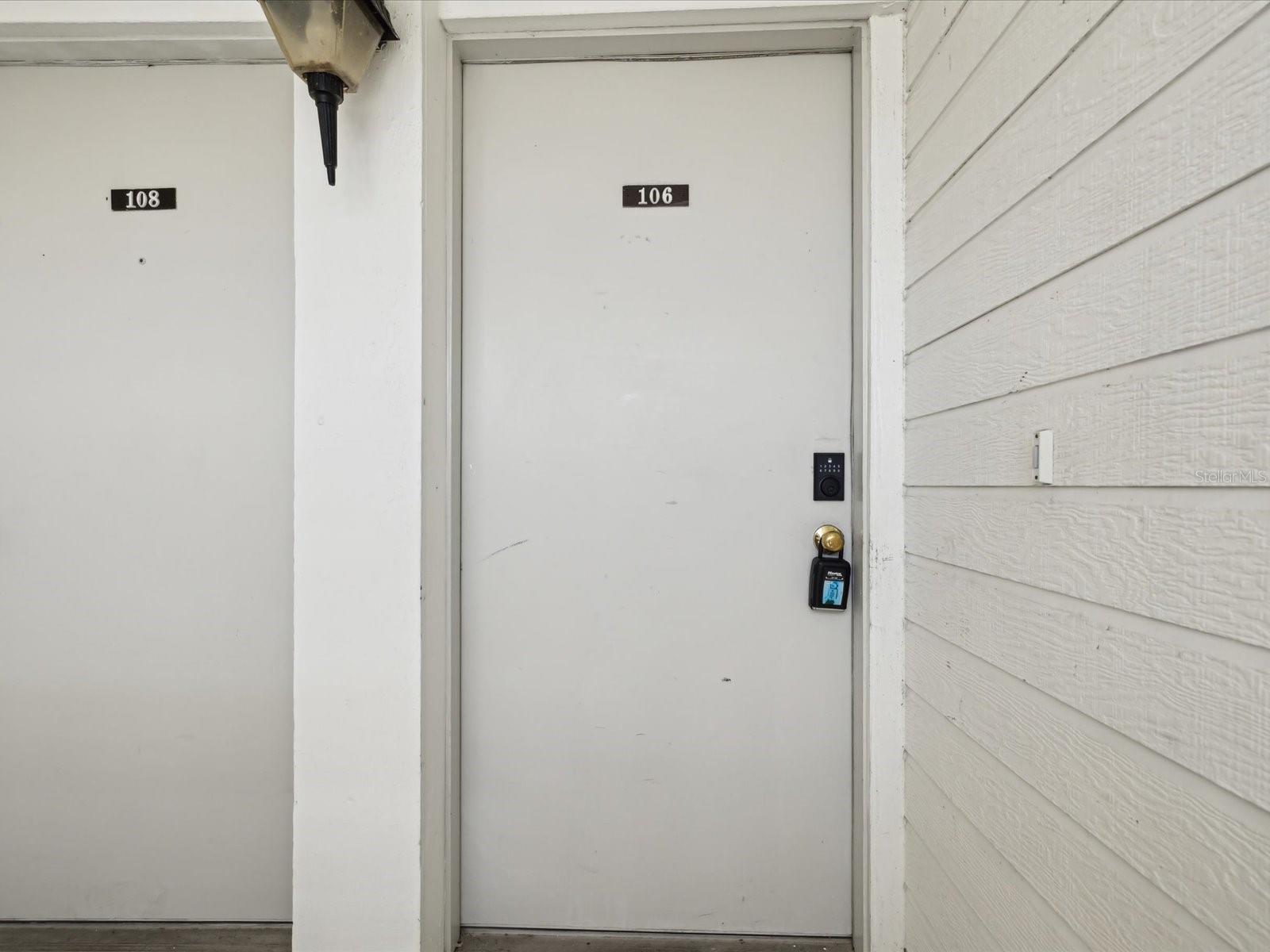 EAST LAKE WOODLANDS, THE MEADOWS CONDO - Residential