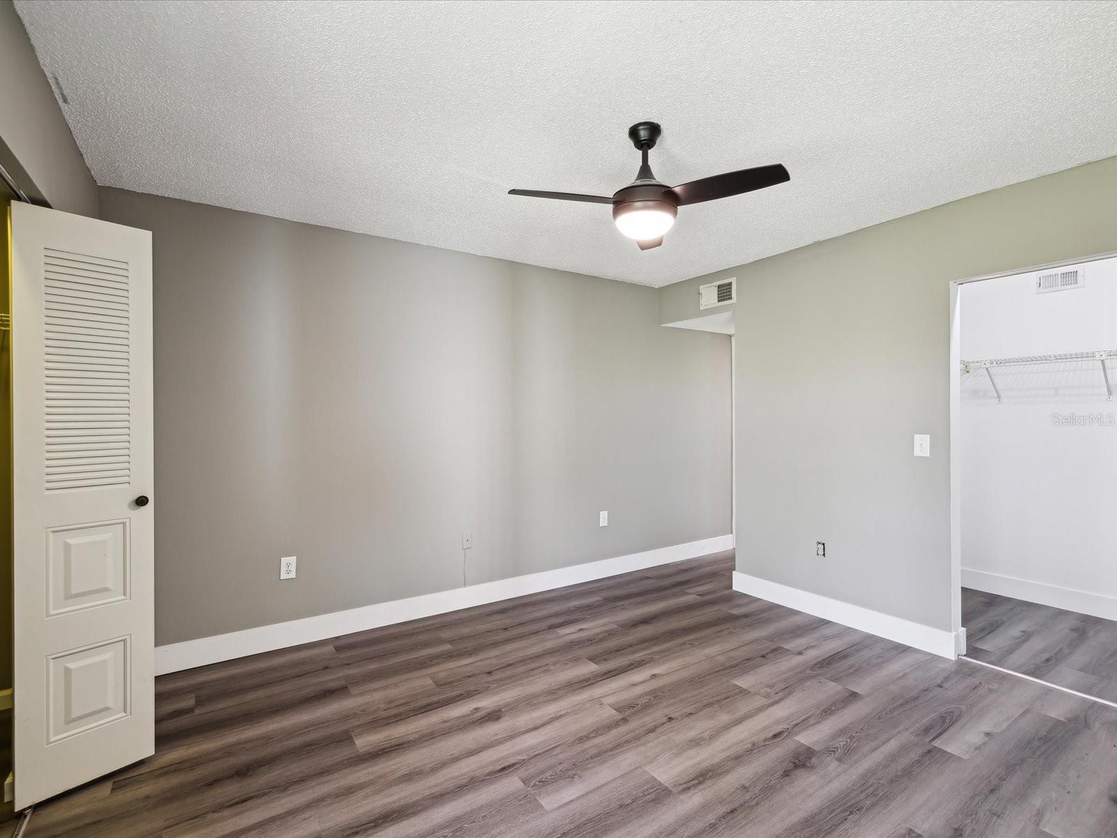 EAST LAKE WOODLANDS, THE MEADOWS CONDO - Residential