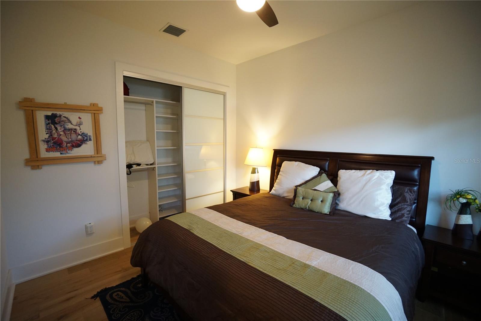 BEACH PARK ANNEX - Residential Lease