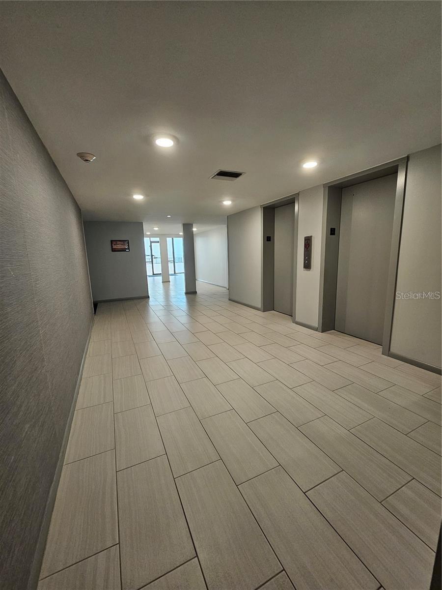7100 SUNSHINE SKYWAY LANE S 205