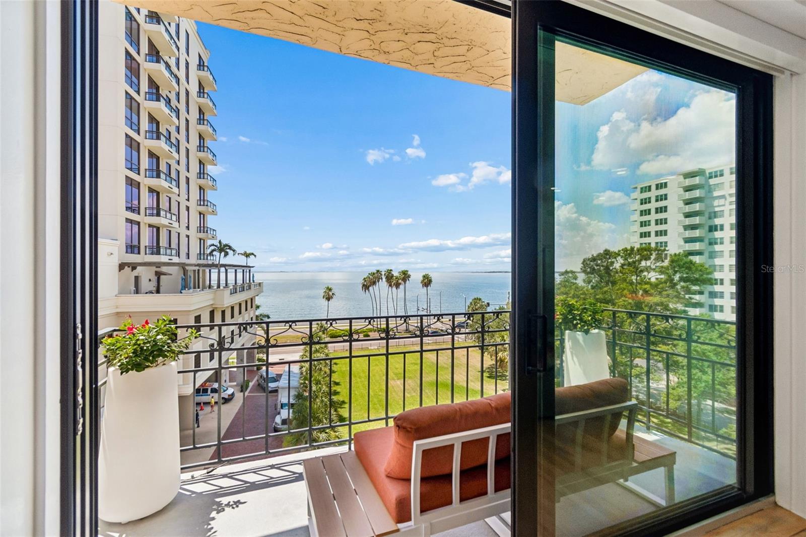 2109 BAYSHORE BOULEVARD 504