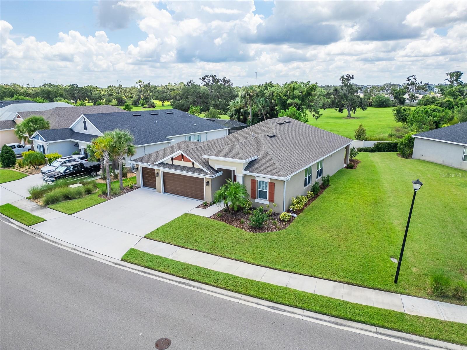 5205 LOS ROBLES COURT