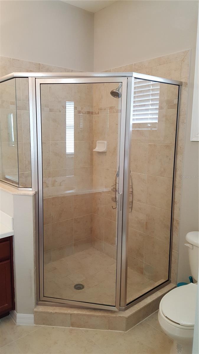 STONECREEK TOWNHOMES - Residential Lease