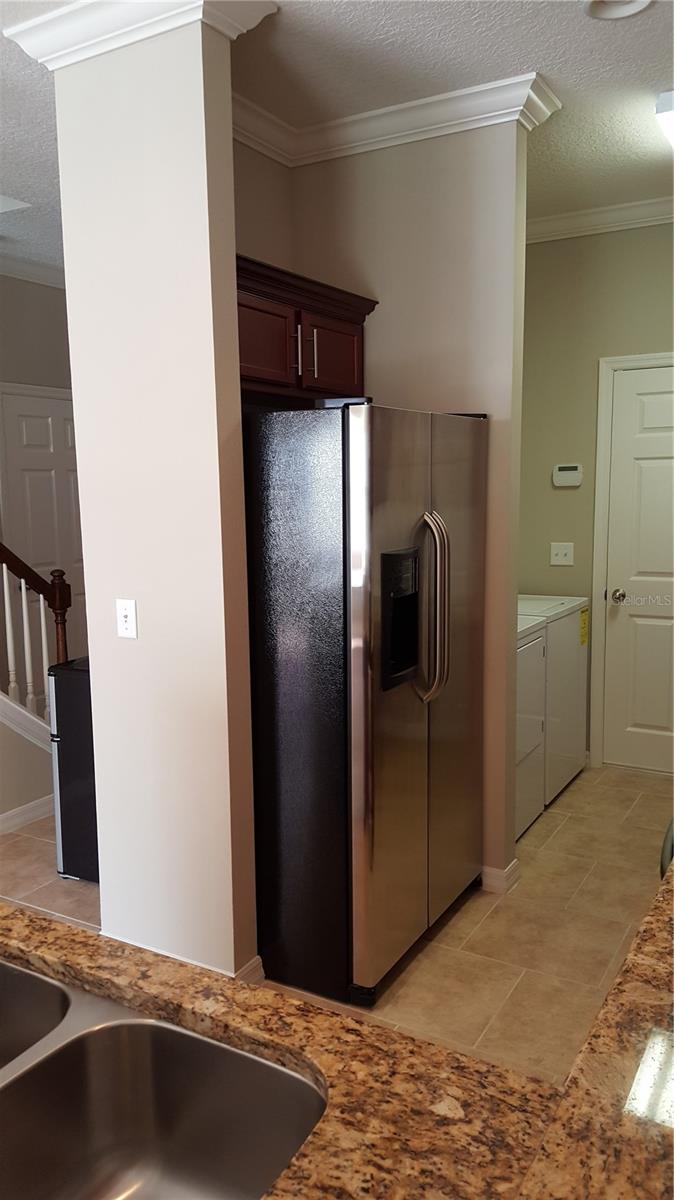 STONECREEK TOWNHOMES - Residential Lease