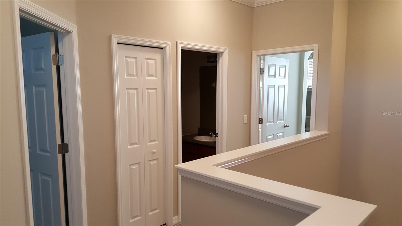 STONECREEK TOWNHOMES - Residential Lease