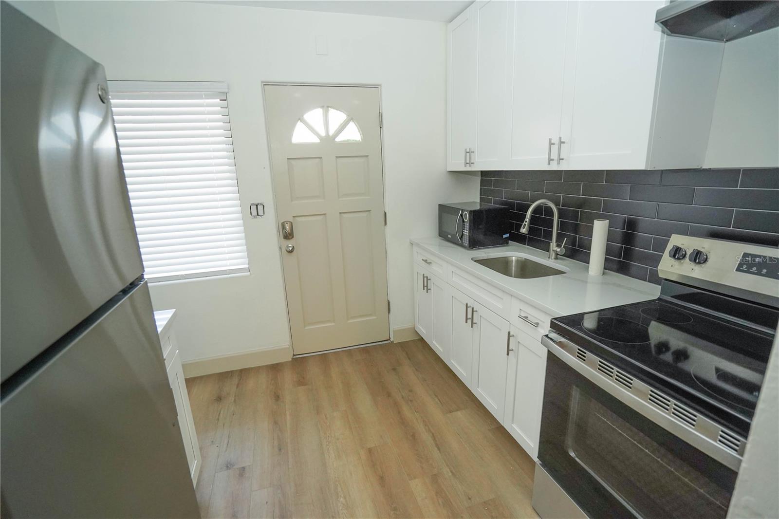 SPRING HILL REV - Residential Lease
