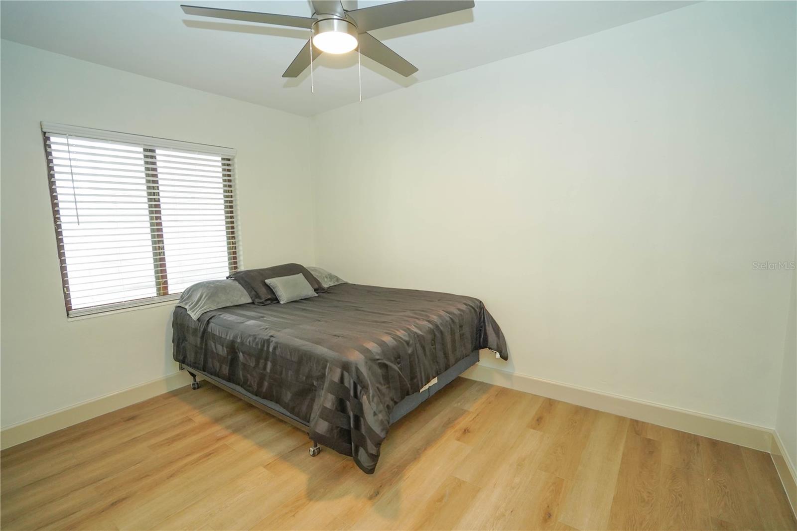 SPRING HILL REV - Residential Lease