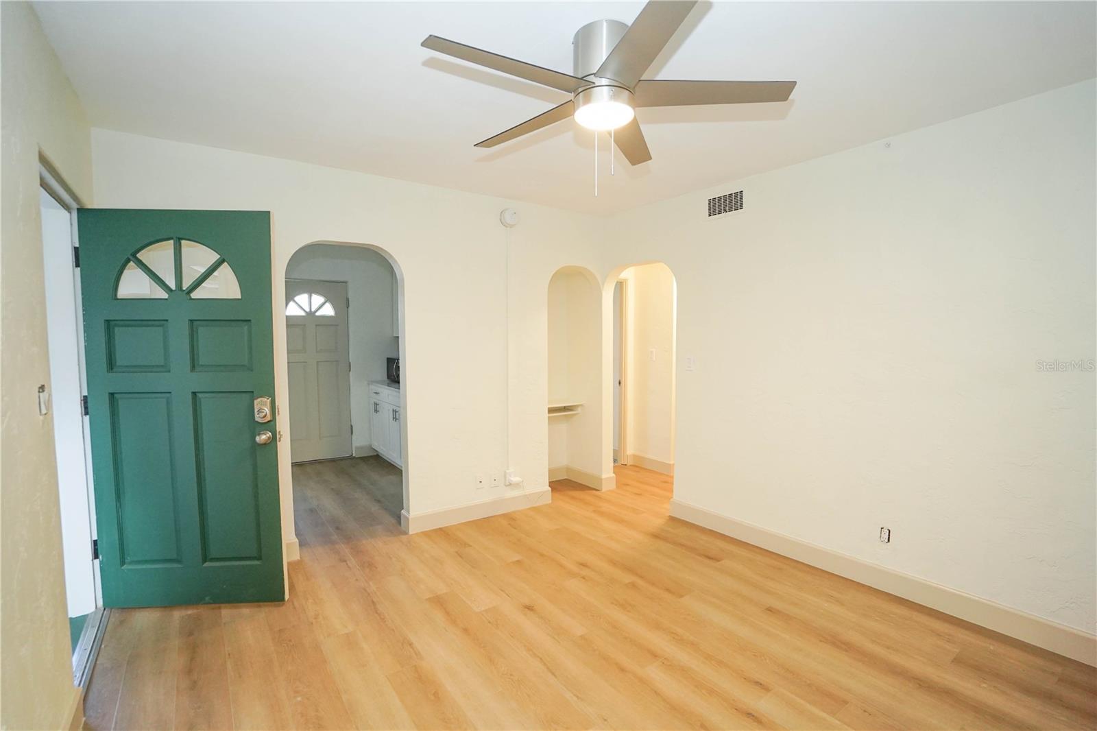 SPRING HILL REV - Residential Lease
