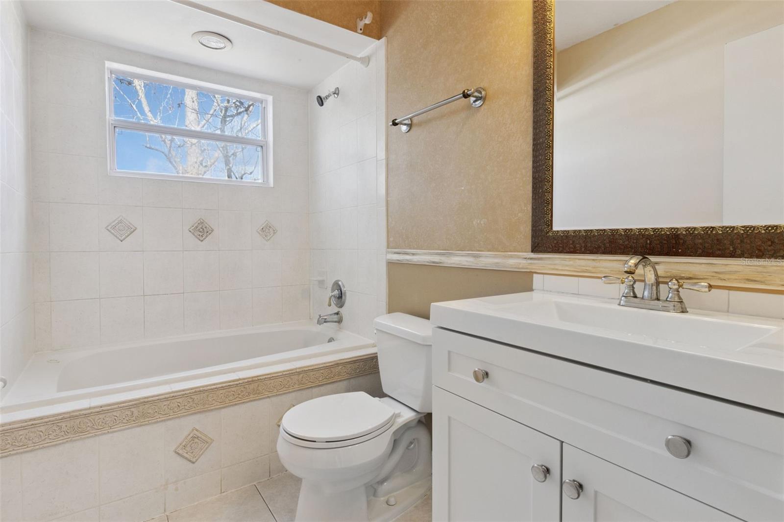 NORTHDALE GOLF CLB SEC D UN 1 - Residential