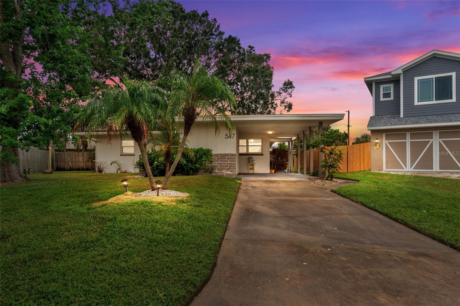 547 TRADE WINDS DRIVE