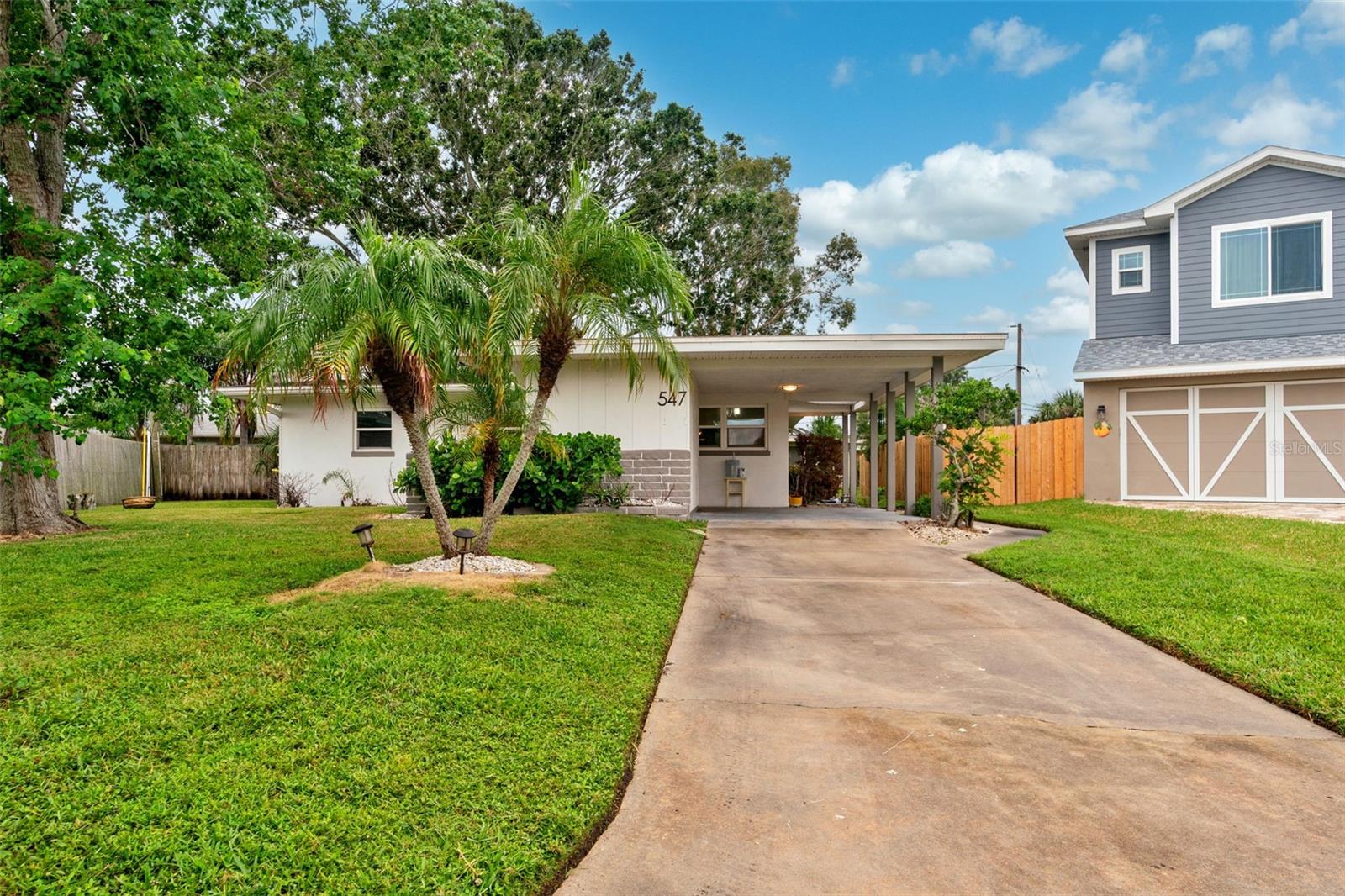 547 TRADE WINDS DRIVE