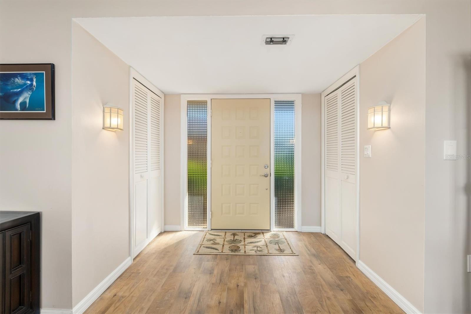 COLONY POINT - Residential