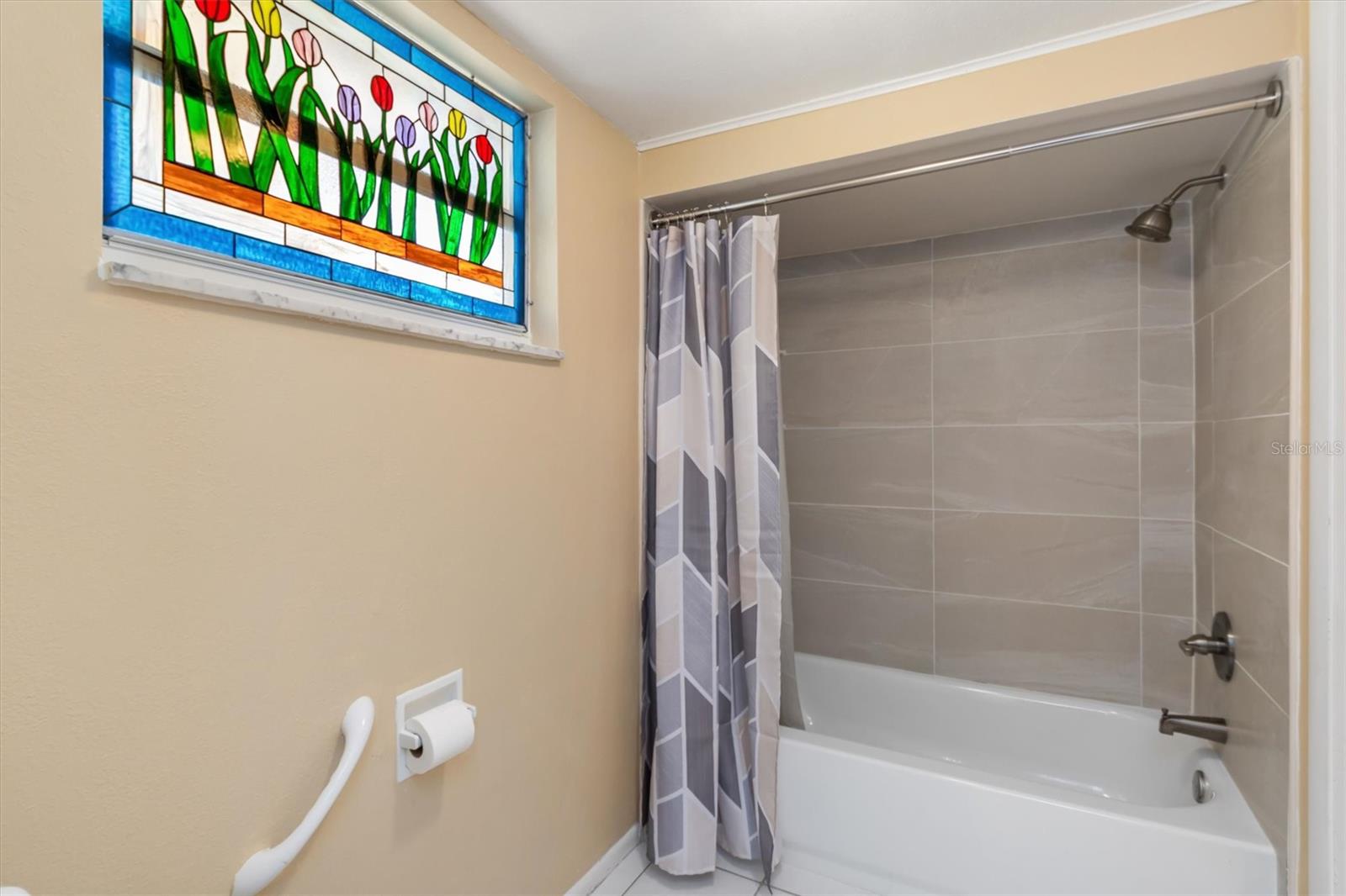 COLONY POINT - Residential