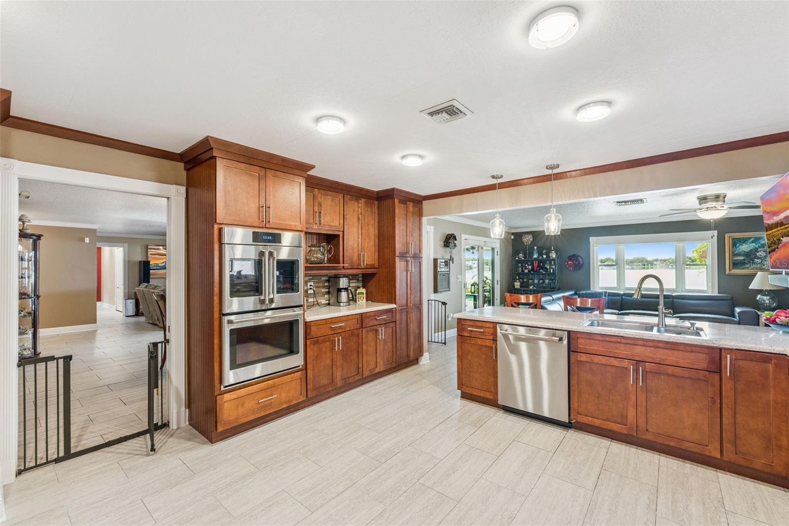 LAKE CONWAY WOODS - Residential