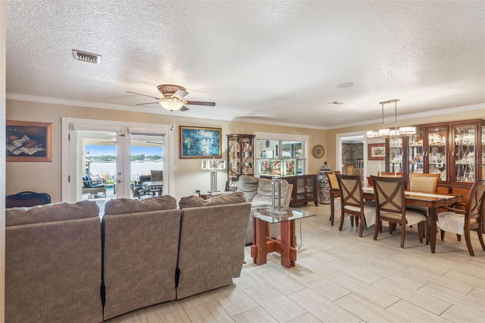 LAKE CONWAY WOODS - Residential
