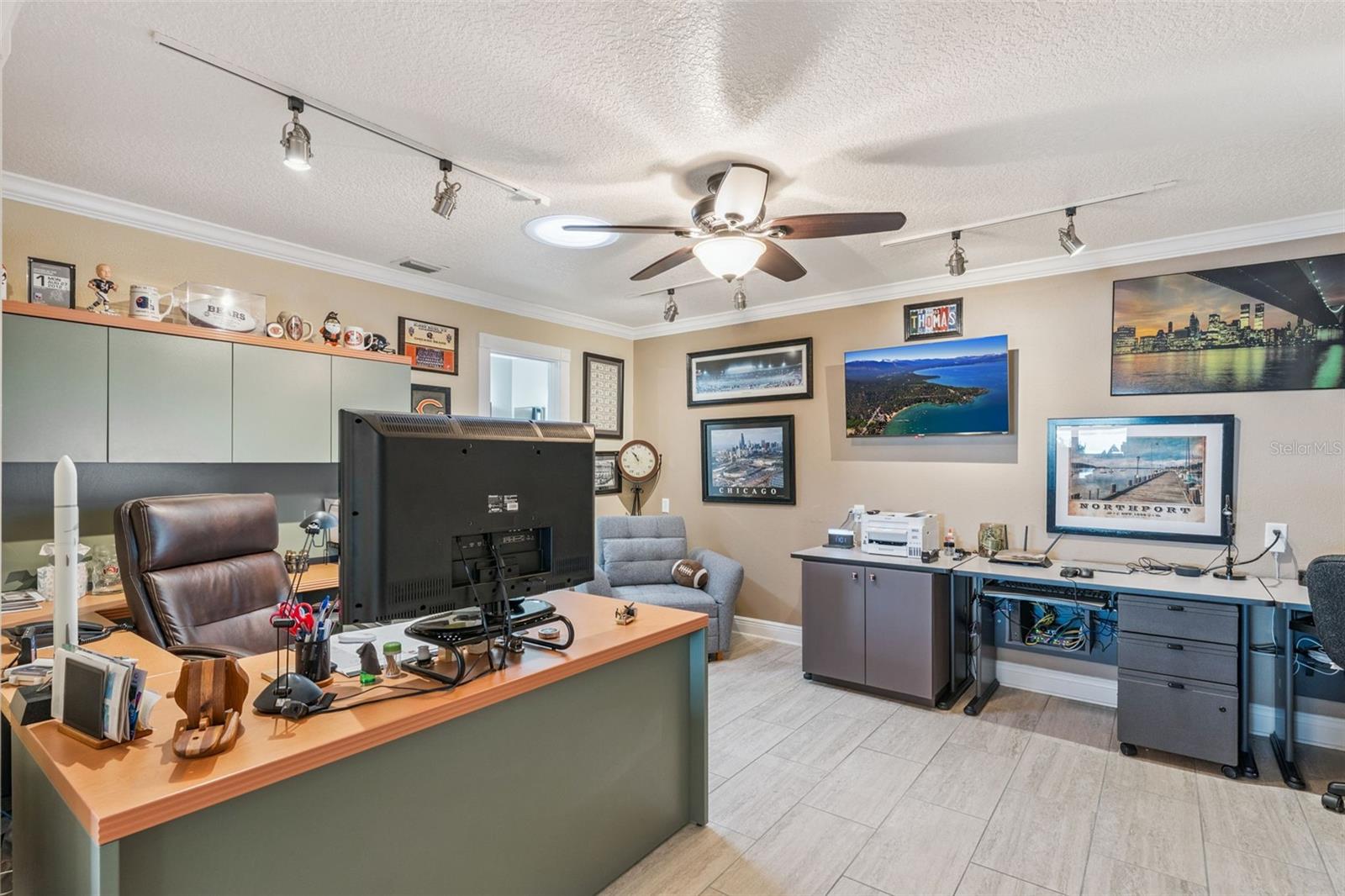 LAKE CONWAY WOODS - Residential