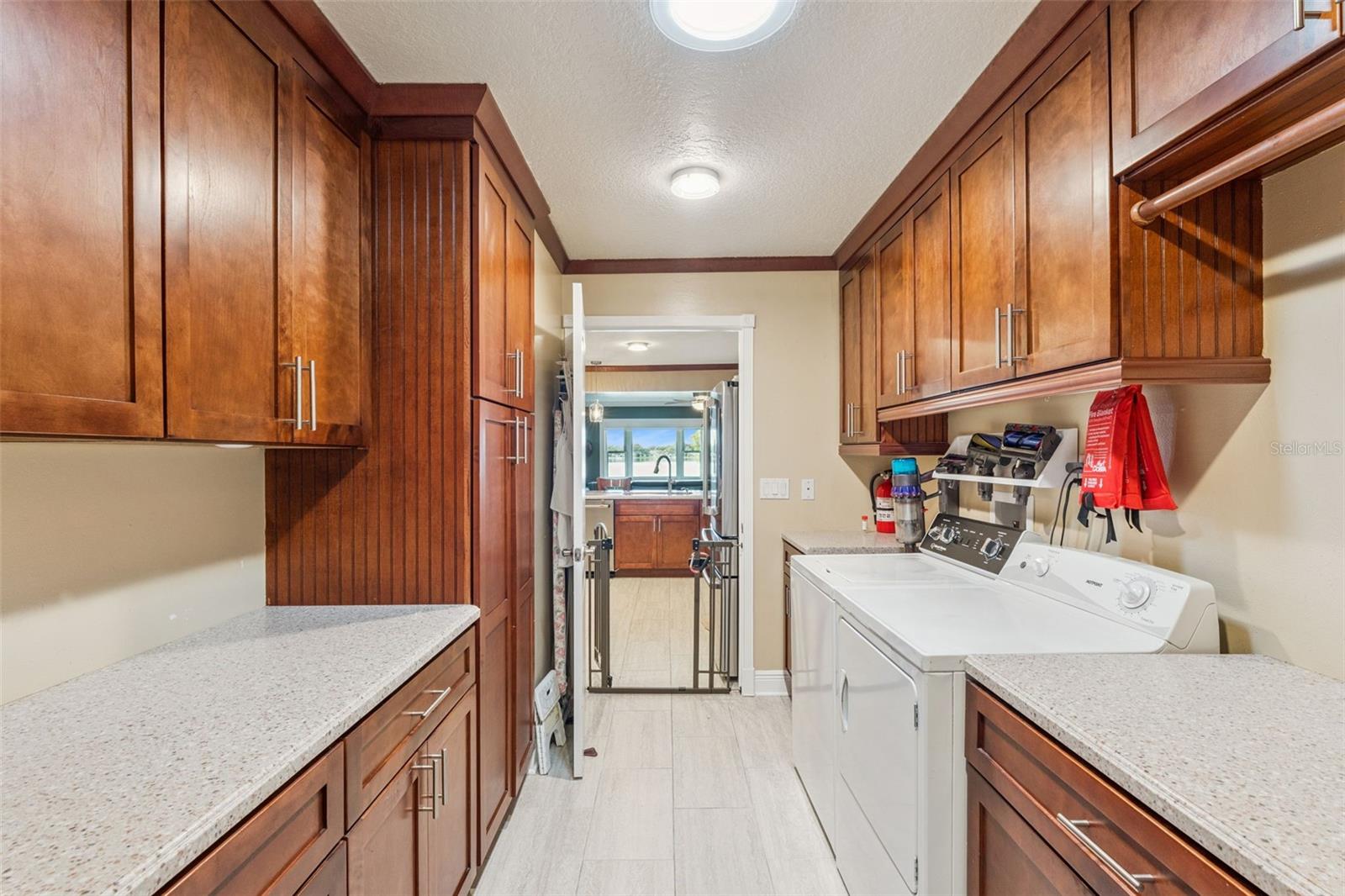 LAKE CONWAY WOODS - Residential