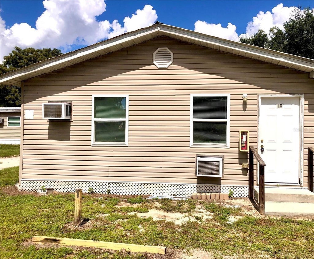 Photo of 110 Forest Avenue #10, Davenport, FL 33837 (MLS # L4964368)